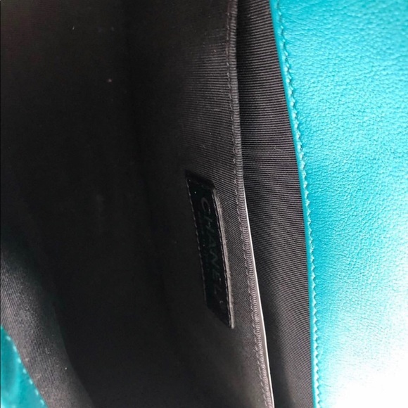 Medium Size Chanel Le Boy Full Set! - Picture 7 of 9